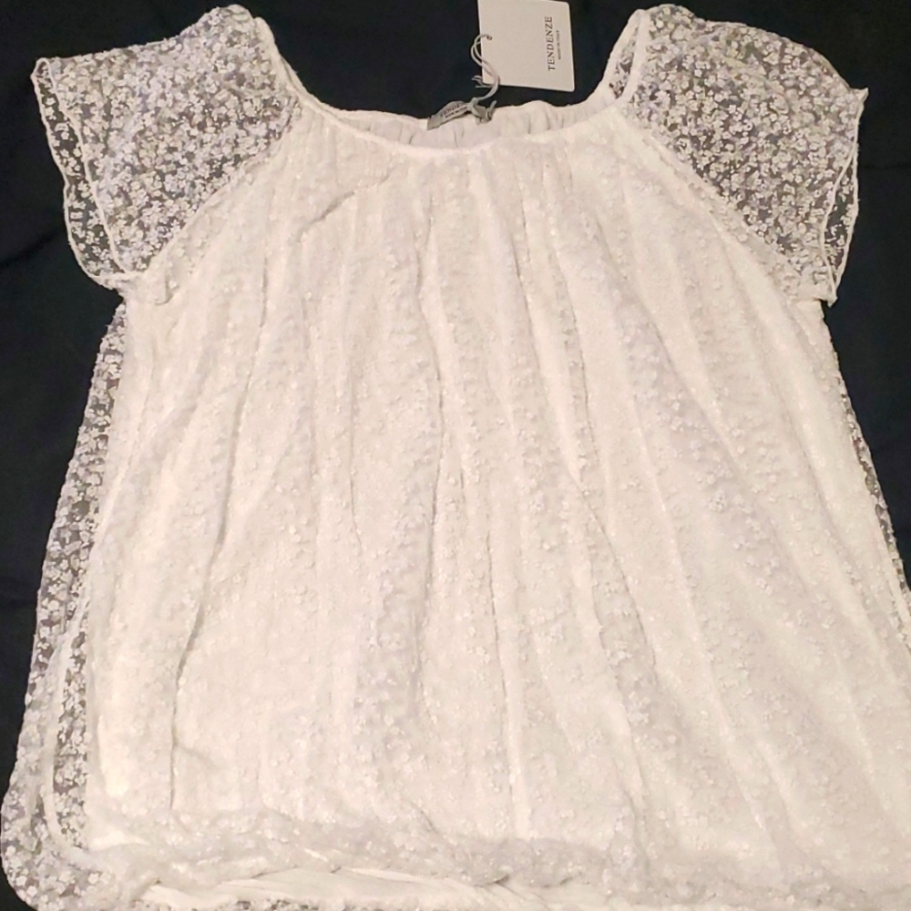 Tendenze T-Shirt (size L)